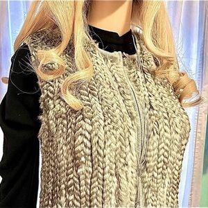 ST. JOHN STUNNING RARE VEST SUPER SOFT FAUX FUR SIZE SMALL EXCELLENT CONDITION